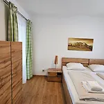 Haus Schiwelt Apartamento Kirchberg in Tirol